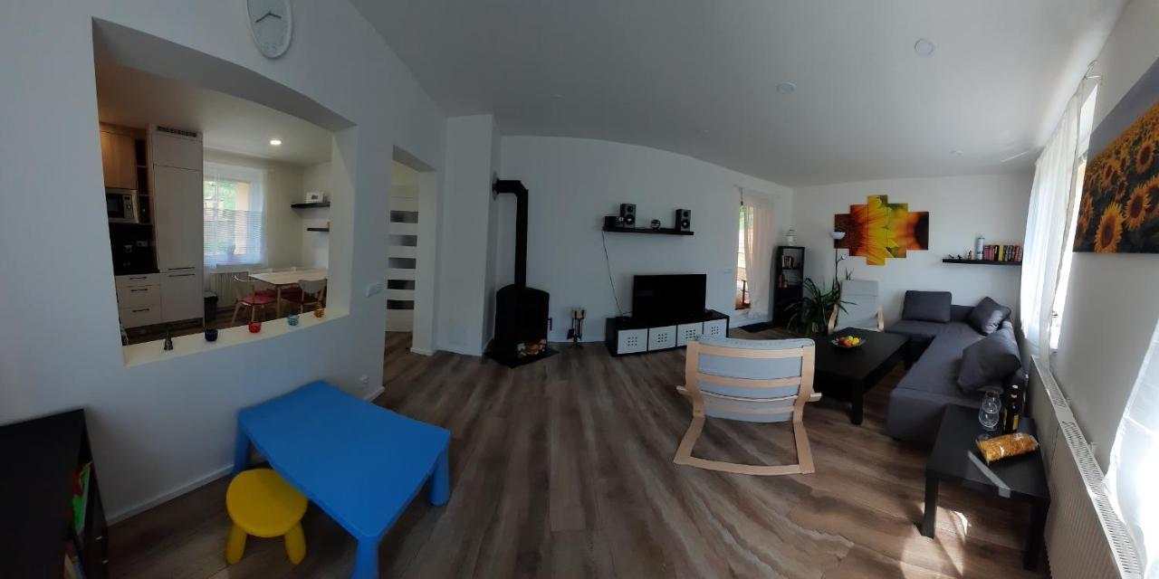 Vila Líšný 105 Zelezny Brod Exteriér fotografie
