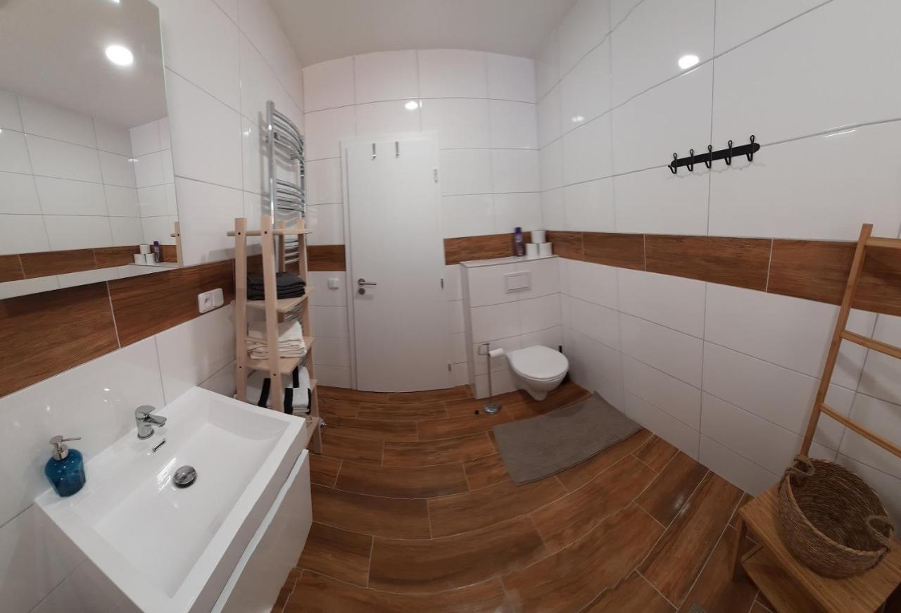 Vila Líšný 105 Zelezny Brod Exteriér fotografie
